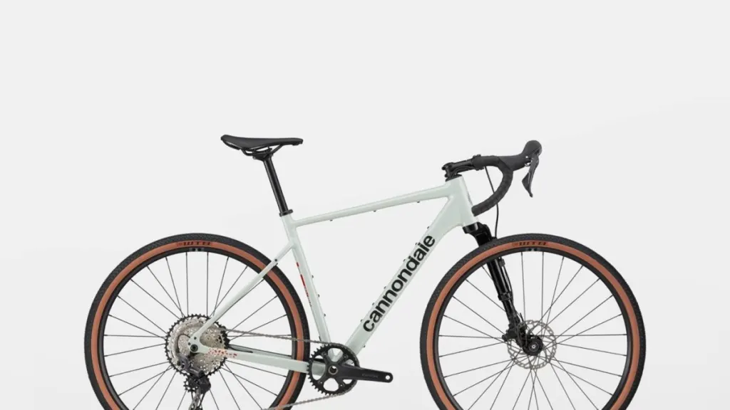 Gravel de aluminio desde 1.299 €: la Cannondale Topstone CAAD vuelve a sus raíces