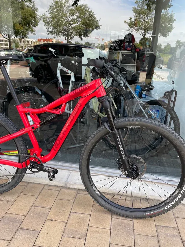 Foto 3 de Bici BTT doble Rockrider XC100s