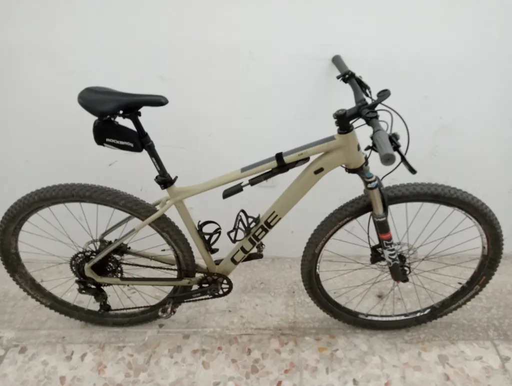 Foto 7 de CUBE Desert Air pro 29