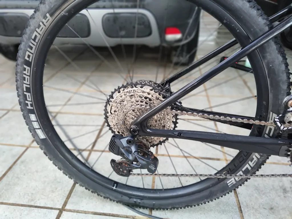 Foto 6 de CANNONDALE SCALPEL CARBONO LEFTY 8