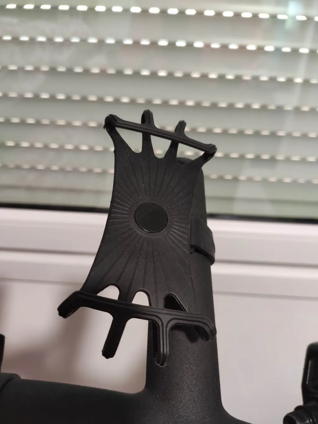 Photo 2 of Soporte para móvil