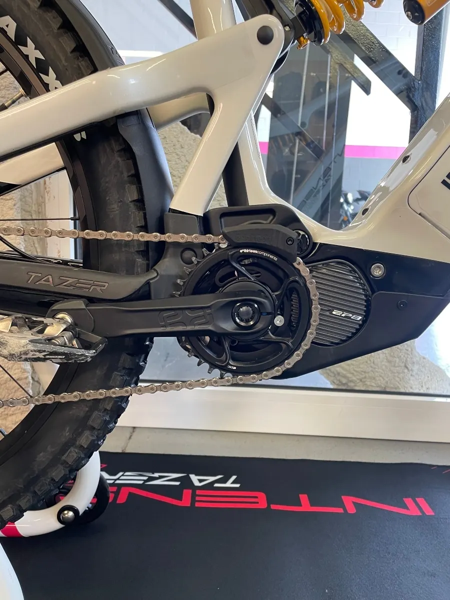 Foto 5 de Intense Tazer MX Pro Carbon 2023