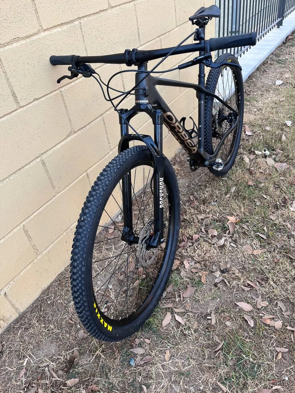 Photo 2 of Orbea Alma M50 Carbono Talla M, NUEVA.