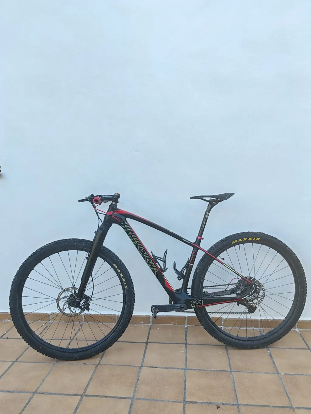 Bicicleta de montaña Berria de carbono