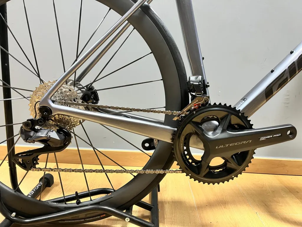 Photo 2 of Giant TCR Advanced Pro 0 (Di2)