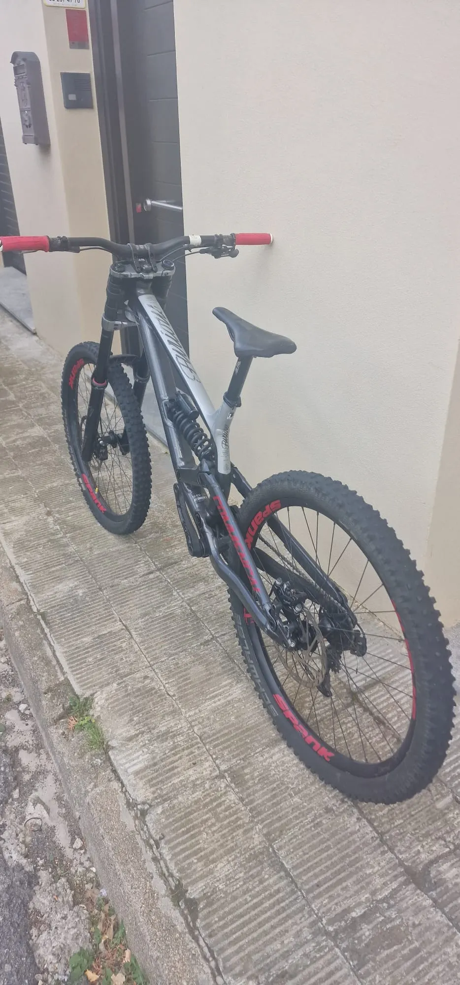 Photo 7 of Commencal Furious