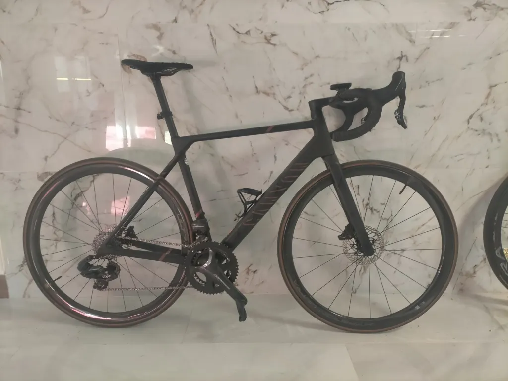 BICI GAMA ALTA NUEVA A MITAD DE PRECIO
