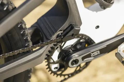 150 Nm and a 2.9 kg frame: the Canyon Spectral CF 9 e-MTB raises the bar, photo 2