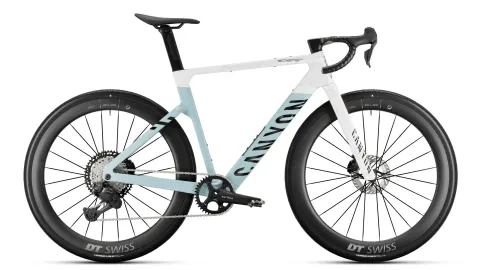 Sin dorsal y con pizza: Van der Poel rueda la nueva Canyon Grail 2027 por España, foto 3