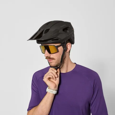 Nota alta en Virginia Tech y una correa que no convence: así sale el casco de MTB Canyon Deflectr, foto 3