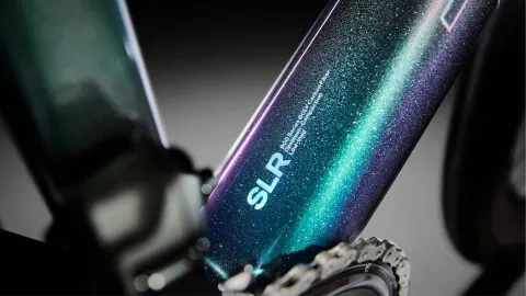 Una aurora boreal en tu cuadro: Trek Project One ICON estrena el acabado Northern Lights, foto 4