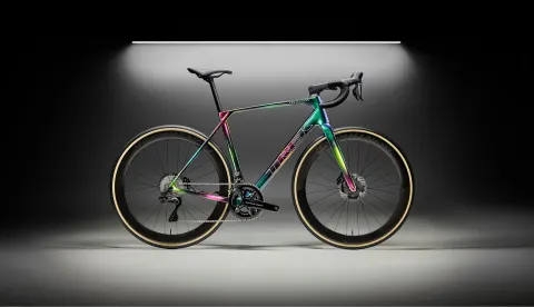 Una aurora boreal en tu cuadro: Trek Project One ICON estrena el acabado Northern Lights, foto 11