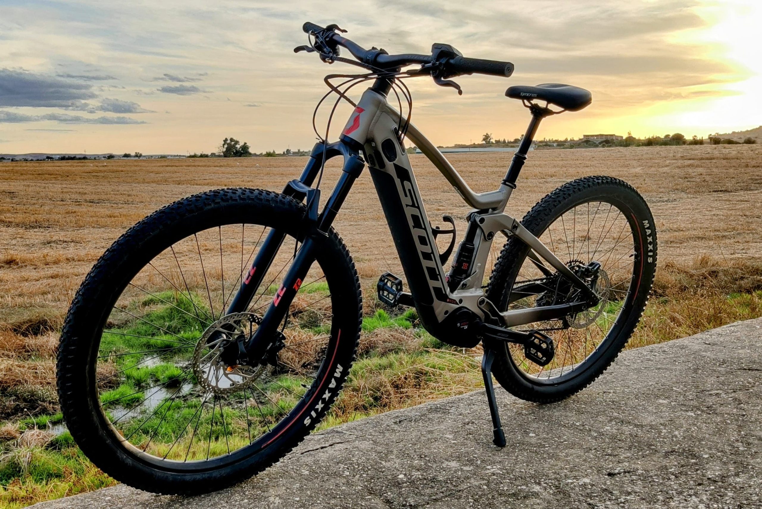 Scott Strike eRide 930