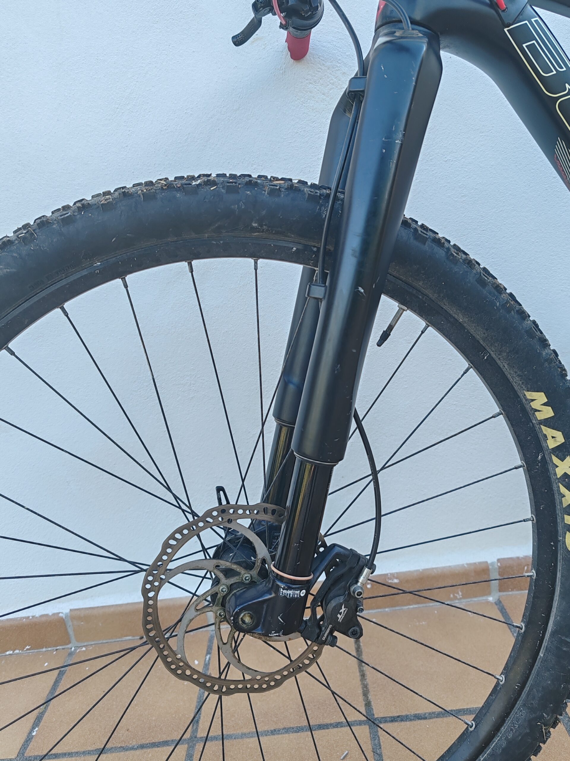 Bicicleta de montaña Berria de carbono