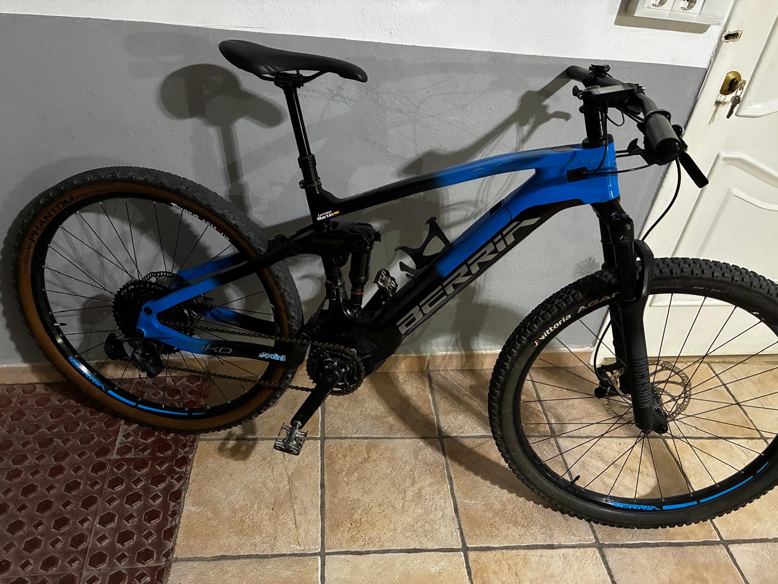 Berria Mako Hybrid Talla M