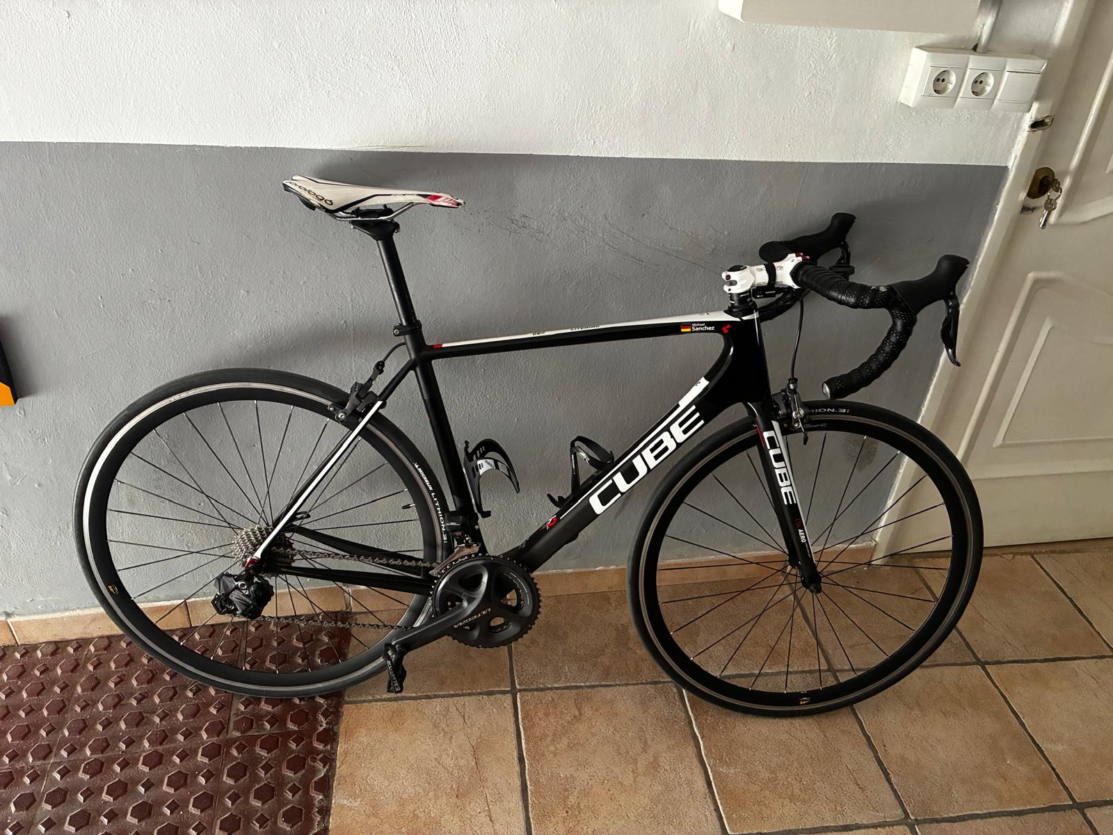 Cube Talla 56 Carbono Ultegra